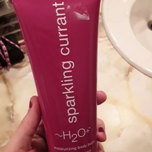 Sparkling currant  moisturizing body balm